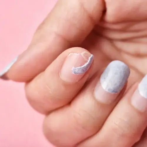 عوارض کاشت ناخن با ژل: شکستگی ناخن