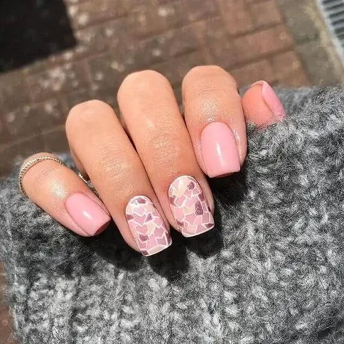 طرح ناخن شیک صورتی: طرح موزاییکی